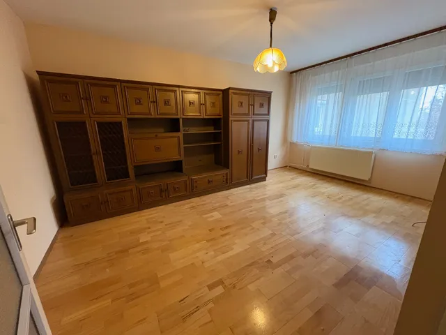 Eladó lakás Székesfehérvár, Palotaváros 49 nm