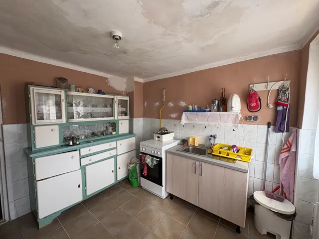 Eladó ház Jenő 56 nm