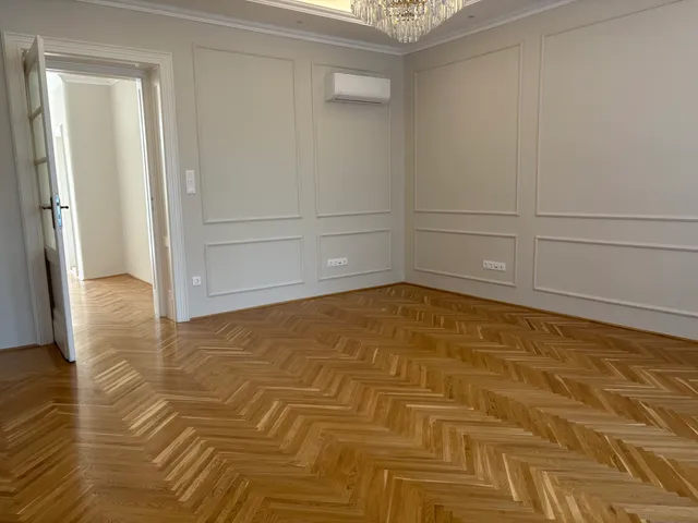 Eladó lakás Székesfehérvár, Belváros 115 nm