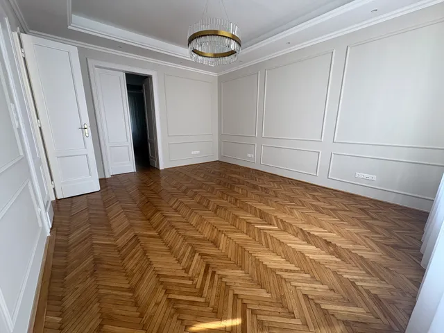 Kiadó lakás Székesfehérvár, Belváros 115 nm