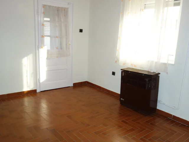 Kiadó lakás Isaszeg 25 nm