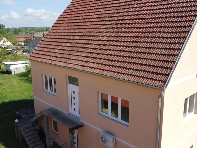 Eladó ház Isaszeg 194 nm