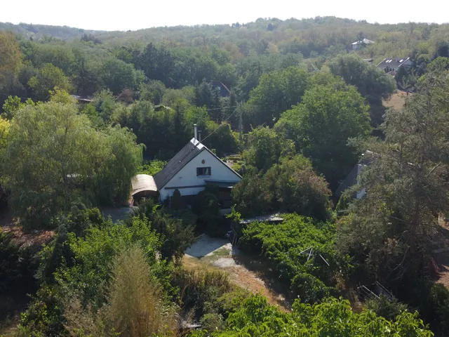 Eladó nyaraló Isaszeg 56 nm