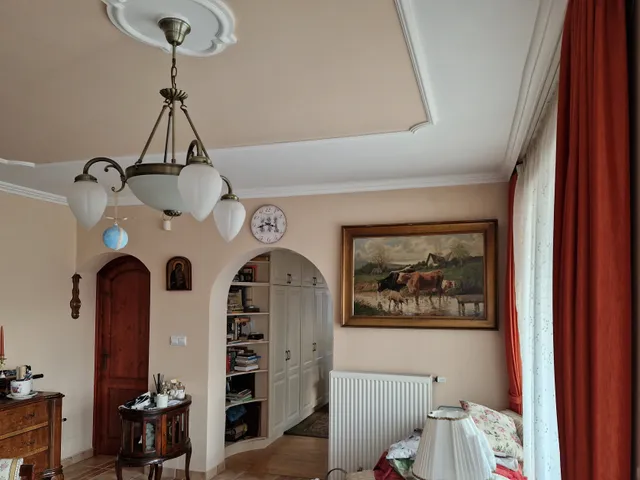 Eladó ház Székesfehérvár, Öreghegy 379 nm