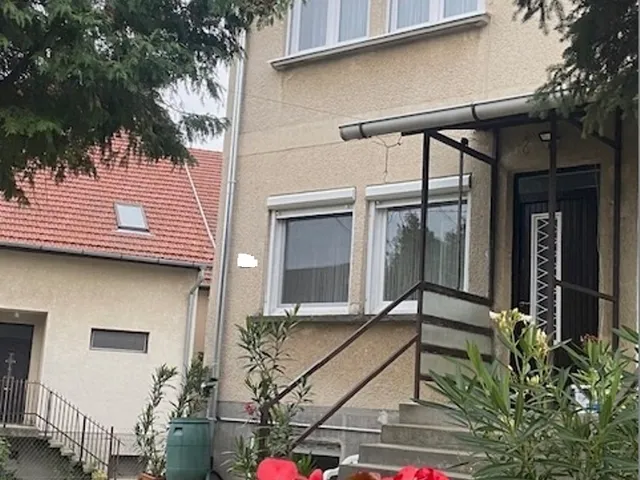 Kiadó ház Székesfehérvár, Öreghegy 100 nm