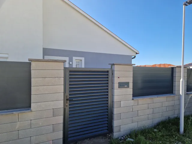 Eladó ház Várpalota, Kálvária 73 nm