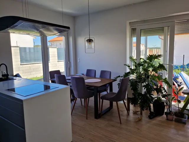 Eladó ház Várpalota, Kálvária 73 nm