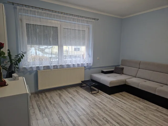 Eladó ház Szabadbattyán 100 nm