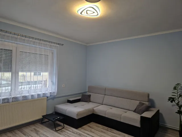 Eladó ház Szabadbattyán 100 nm