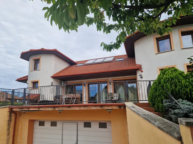 Eladó ház Székesfehérvár, Öreghegy 380 nm