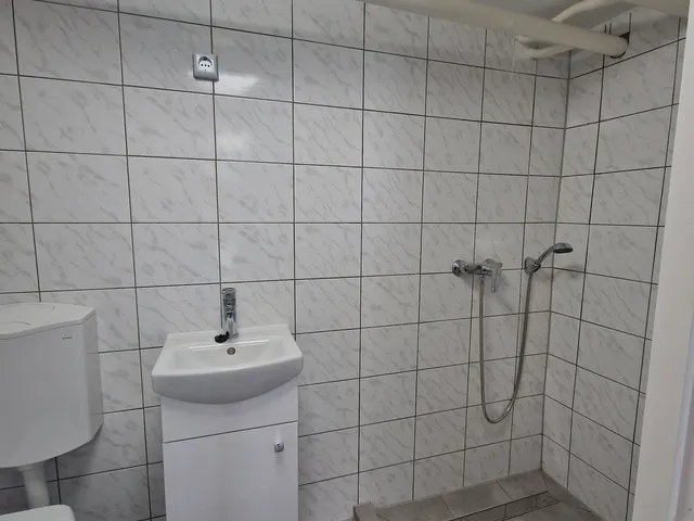 Kiadó lakás Székesfehérvár, Öreghegy 22 nm