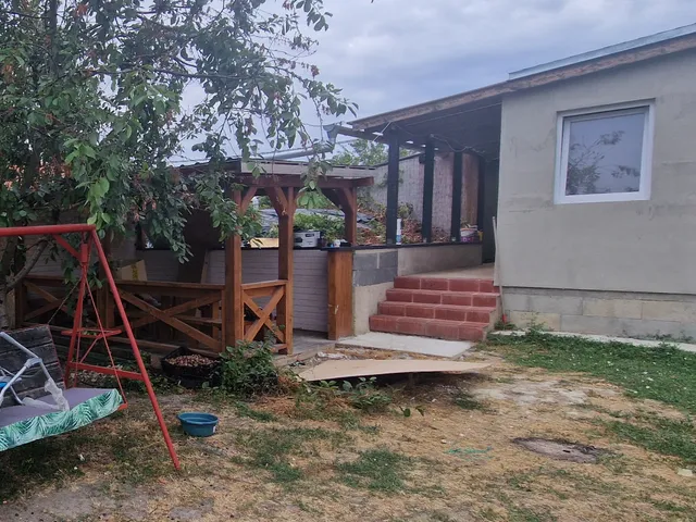 Eladó ház Pákozd 145 nm