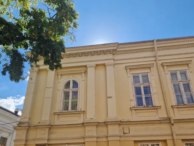 Eladó lakás Székesfehérvár, Belváros 125 nm