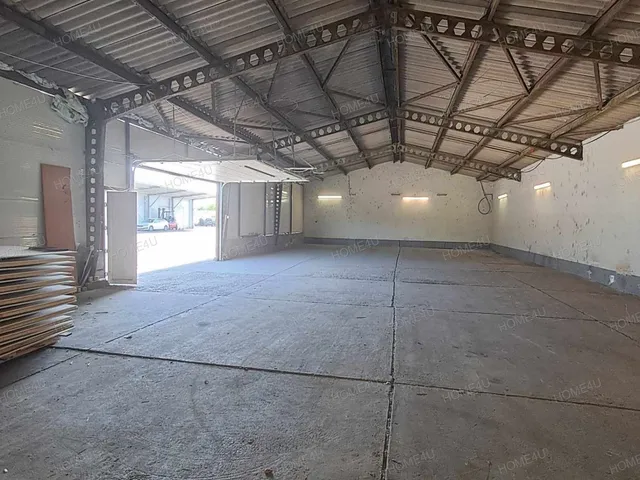 Kiadó kereskedelmi és ipari ingatlan Szolnok, Déli városrész 200 nm