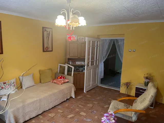 Eladó ház Tiszaroff 68 nm