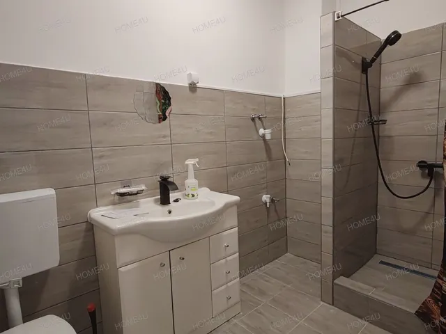 Eladó ház Szolnok, Szandaszőlős 56 nm