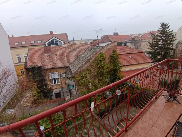 Eladó lakás Szolnok 37 nm