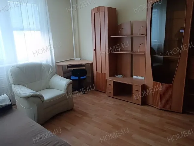 Eladó lakás Szolnok, Belváros 37 nm