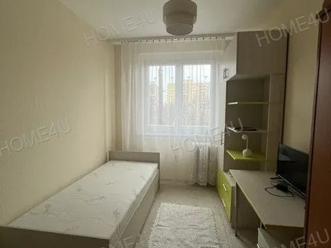 Kiadó lakás Szolnok, Széchenyi-lakótelep 44 nm