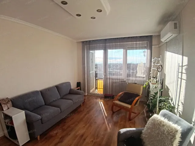 Eladó lakás Szolnok, Széchenyi-lakótelep 55 nm