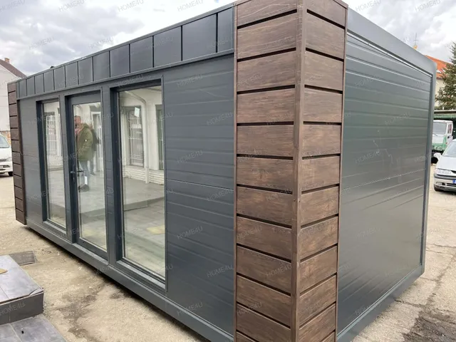 Eladó kereskedelmi és ipari ingatlan Szolnok, Belváros 18 nm