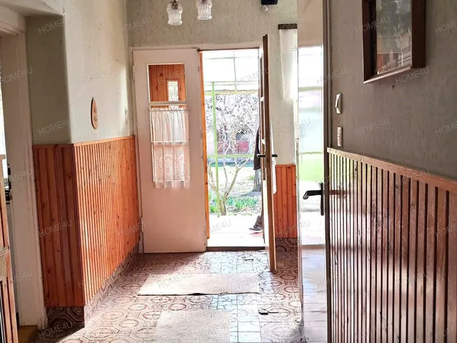 Eladó ház Szolnok, Belváros 76 nm