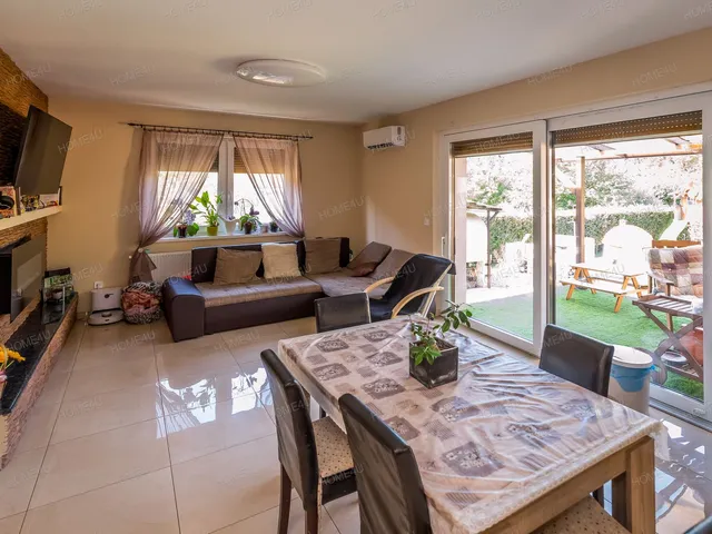 Eladó ház Szolnok, Szandaszőlős 97 nm