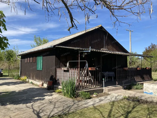 Eladó üdülő és hétvégi ház Tiszaföldvár 62 nm