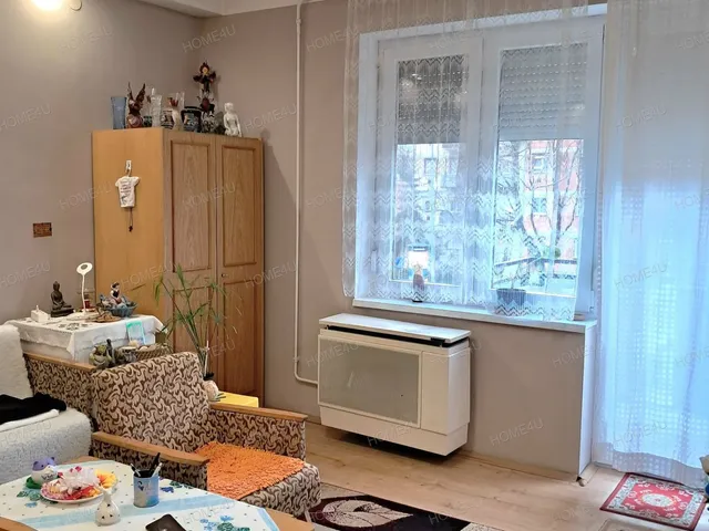 Eladó lakás Szolnok, Belváros 39 nm