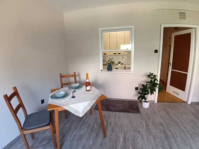 Eladó lakás Szolnok, Belváros 29 nm