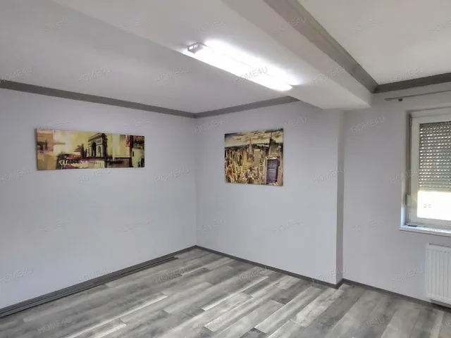 Eladó lakás Szolnok, Belváros 56 nm