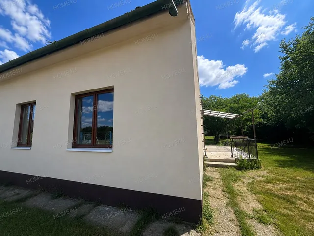 Eladó ház Szolnok, Szandaszőlős 56 nm
