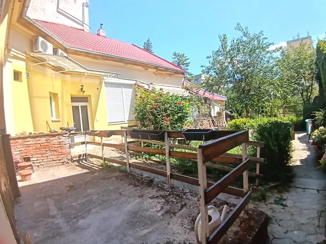 Eladó lakás Szolnok, Belváros 52 nm