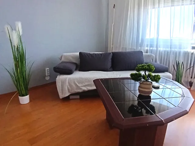 Eladó lakás Szolnok, Belváros 51 nm