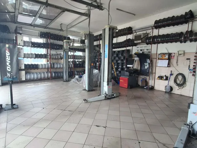 Eladó kereskedelmi és ipari ingatlan Szolnok 123 nm