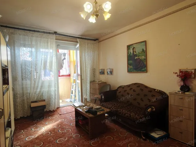 Eladó lakás Szolnok, Széchenyi-lakótelep 54 nm