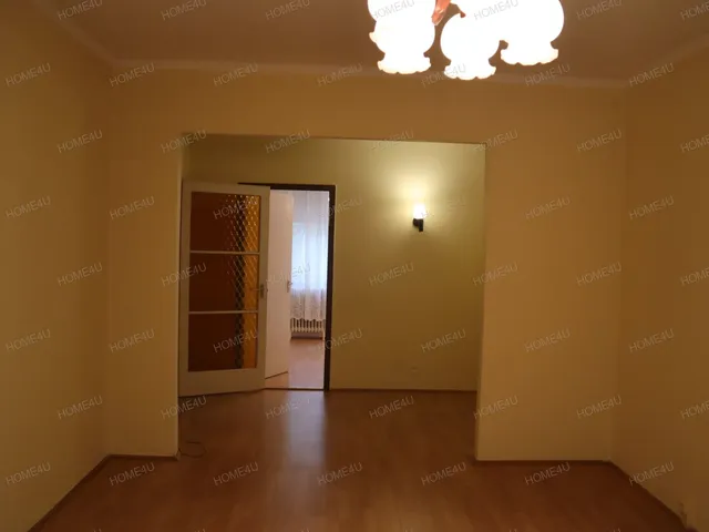 Eladó lakás Győr, Adyváros 53 nm