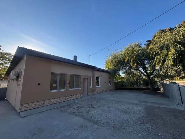 Eladó ház Örkény 93 nm