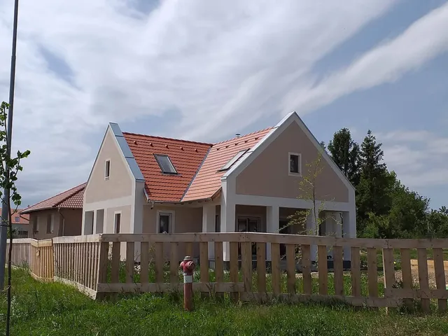 Eladó ház Felsőörs 120 nm