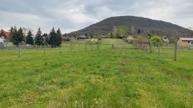 Eladó telek Esztergom, Csenkei híd 5000 nm