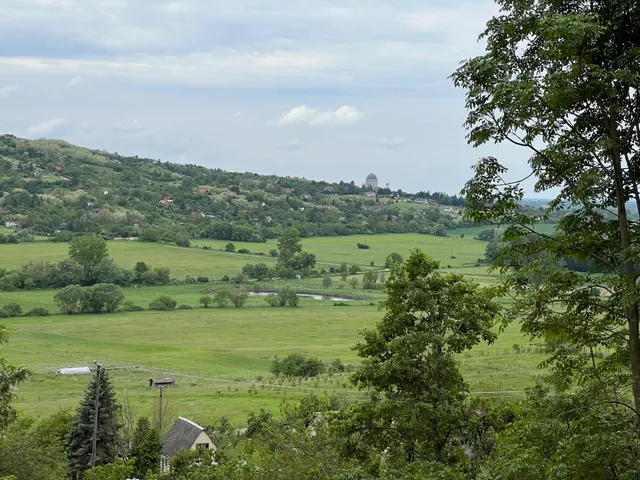 Eladó telek Esztergom 1054 nm