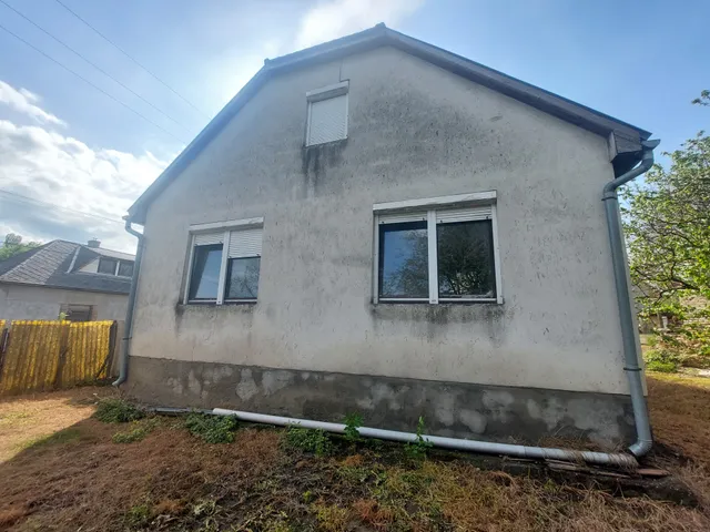 Eladó ház Nagysáp, Kossuth L. u. 36. 72 nm