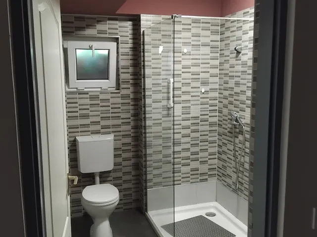 Kiadó ház Tokod, Kossuth 60 nm