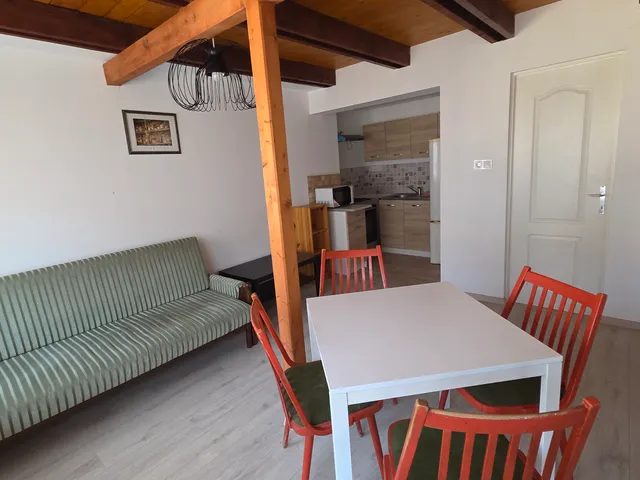 Kiadó lakás Esztergom, Aranyhegy 35 nm