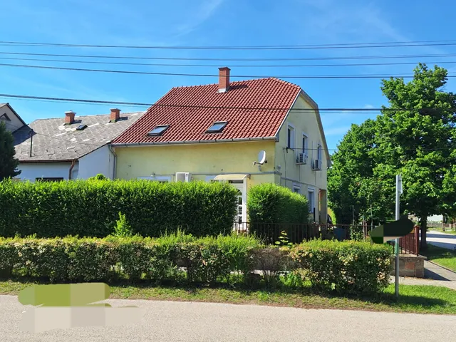 Eladó ház Esztergom, Szentgyörgymező 180 nm