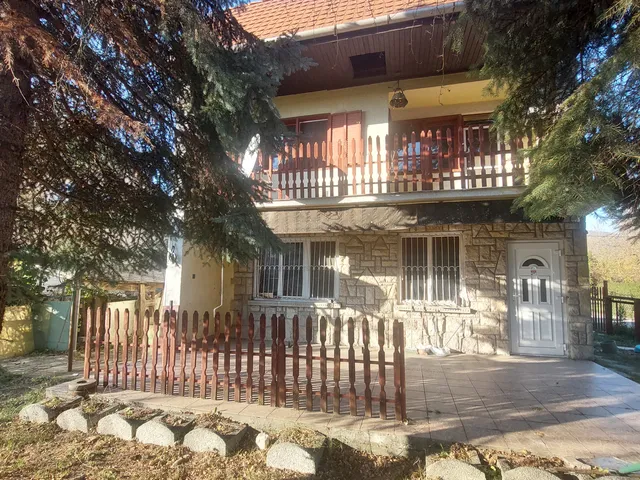 Eladó ház Esztergom 105 nm