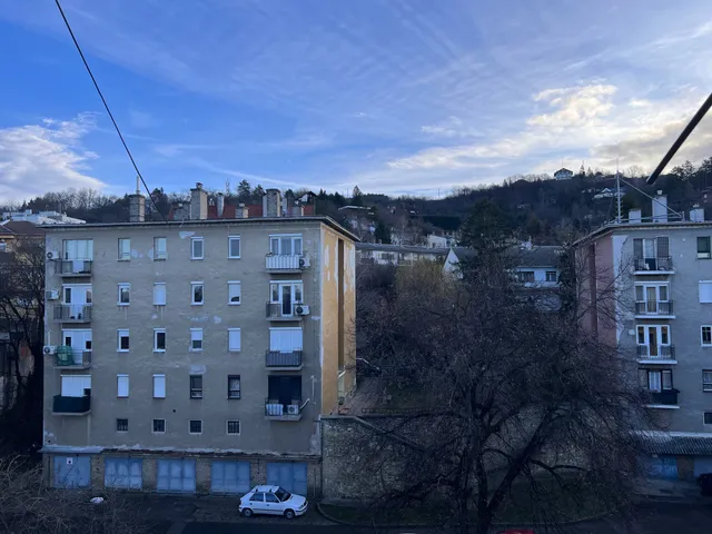 Eladó lakás Esztergom, Aranyhegy 41 nm