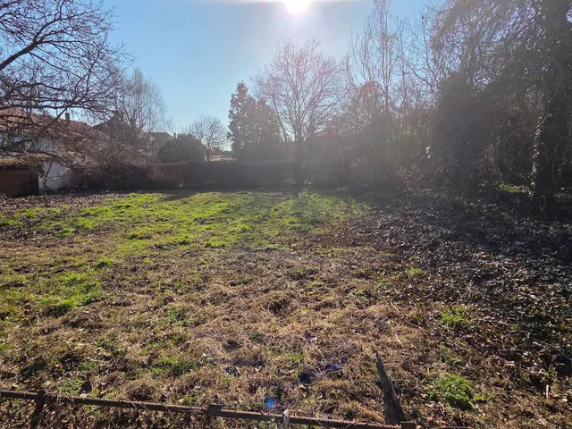 Eladó telek Leányvár 542 nm