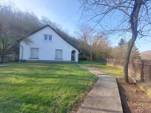 Eladó ház Pilismarót 90 nm