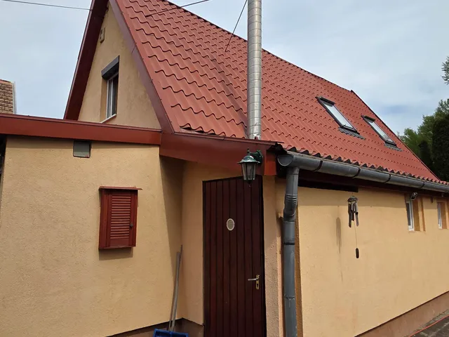 Eladó ház Tinnye, Damjanich utca 75 nm